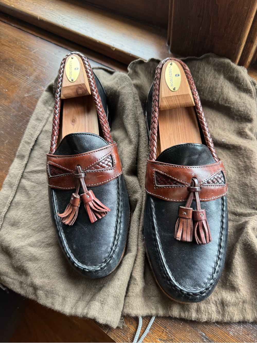 Allen Edmonds Black Leather Tassel Loafers with Brown Trim
